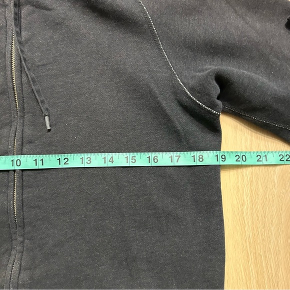 Aritzia TNA Grey Full-Zip Hoodie Sweater Cotton Blend M Classic Cozy - Picture 4 of 5